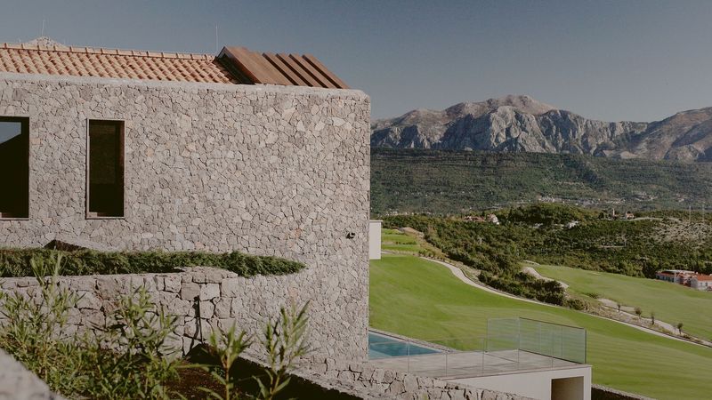 Botanika Villa stone detail with mountain views
